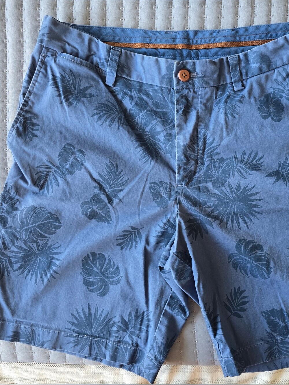 Tommy Bahama Men's Floral Shorts, Size 34